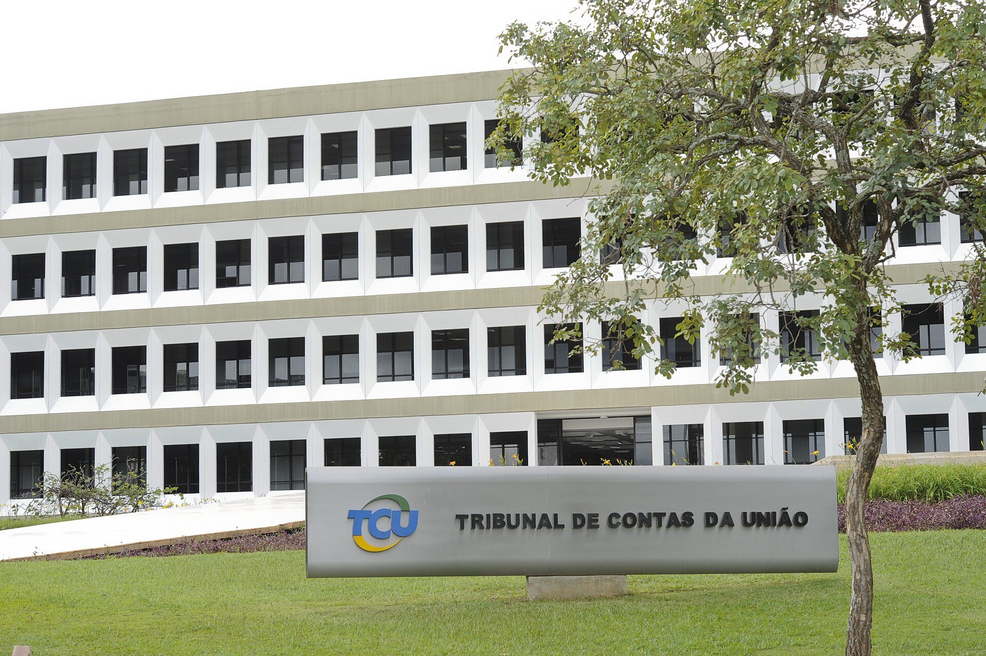 Fachada do edifício do Tribunal de Contas da União