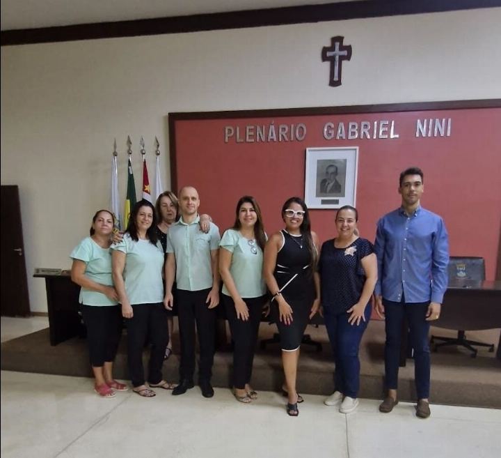 Equipe reunida no Plenário Gabriel Nini ao fim da capacitação